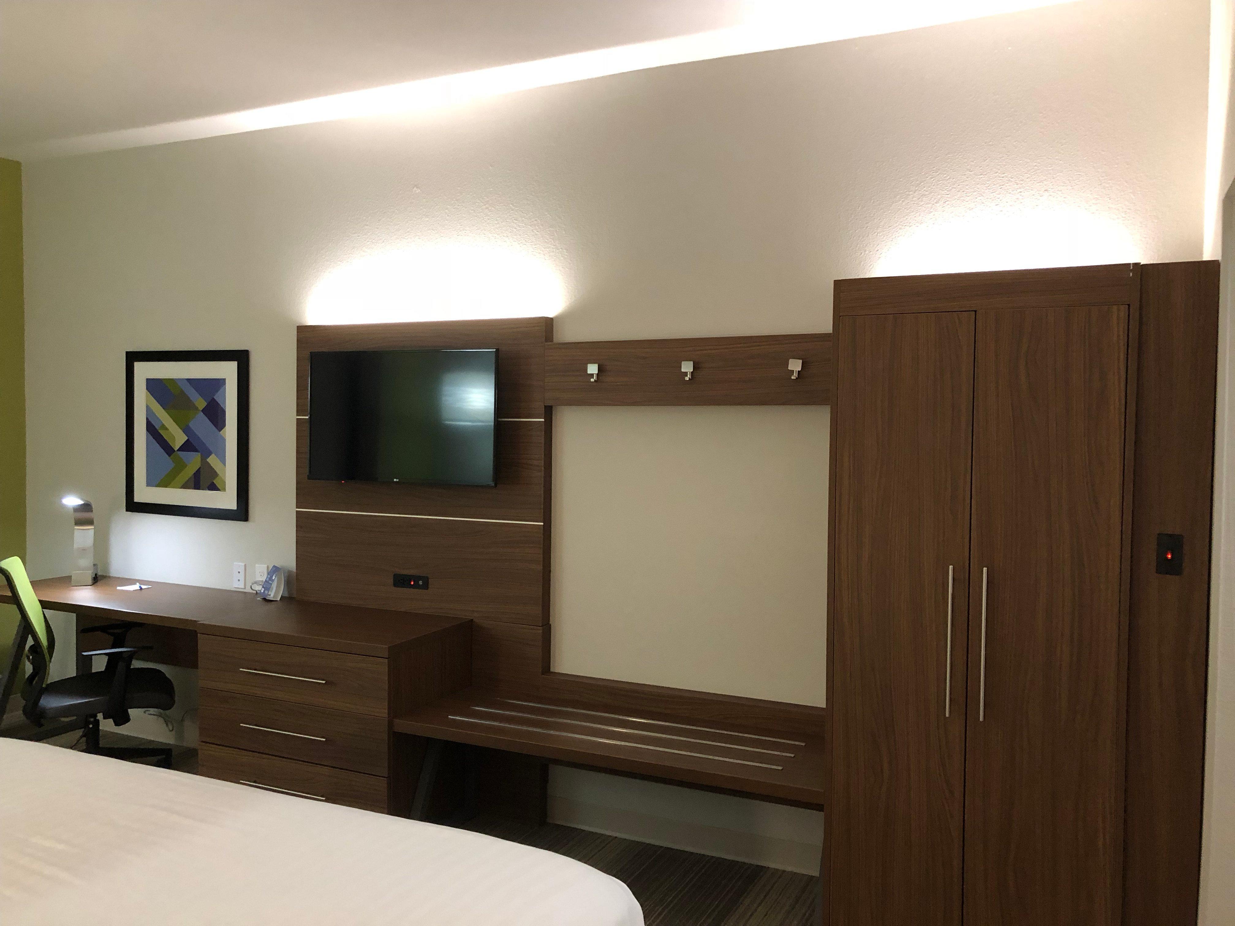 Holiday Inn Express & Suites Pineville-Alexandria Area Eksteriør billede