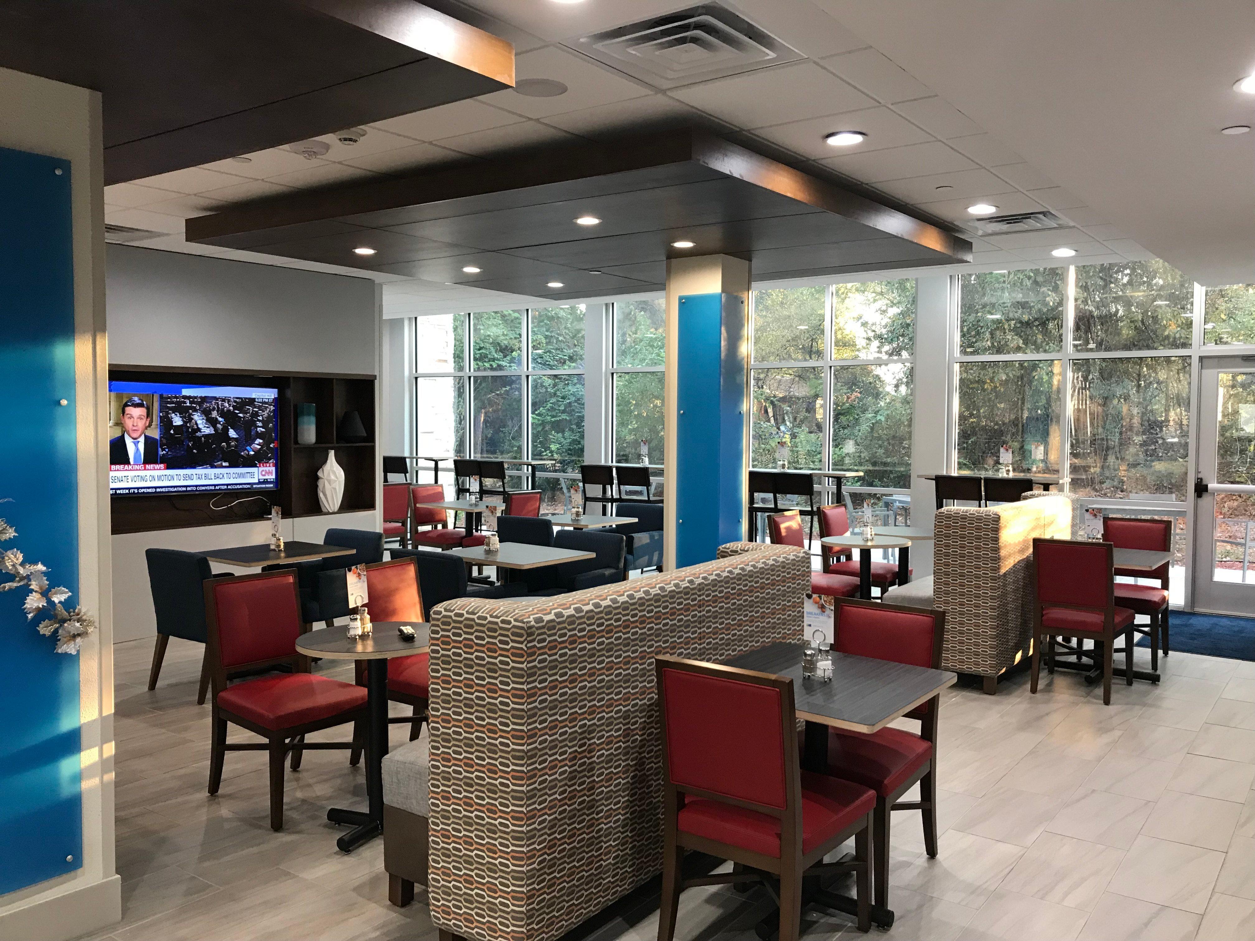 Holiday Inn Express & Suites Pineville-Alexandria Area Eksteriør billede